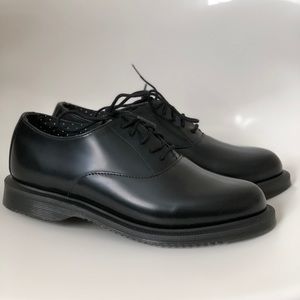 NEW Women's Dr. Martens Bennett Oxford 